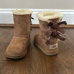 Kids UGG Bailey Bow Boots